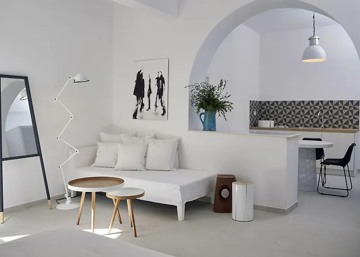 Bellonias 4* Kamári