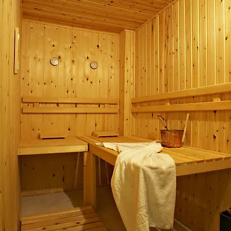 Bellonias 4* Kamári