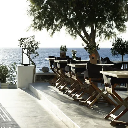 Bellonias 4* Kamári