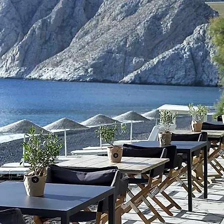 Bellonias 4* Kamári