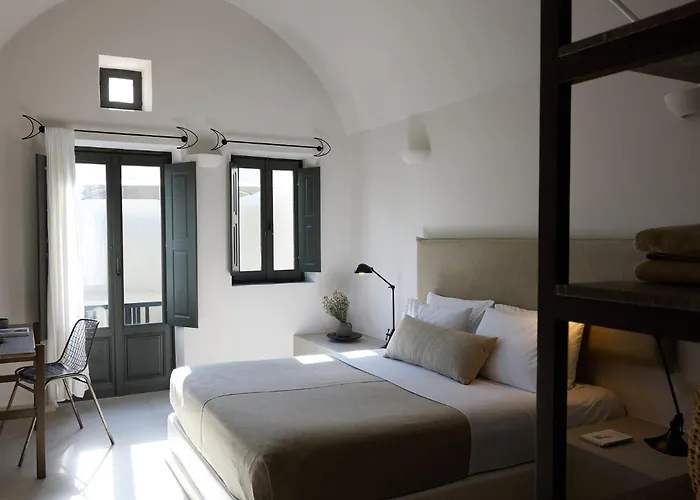 Bellonias 4* Kamári