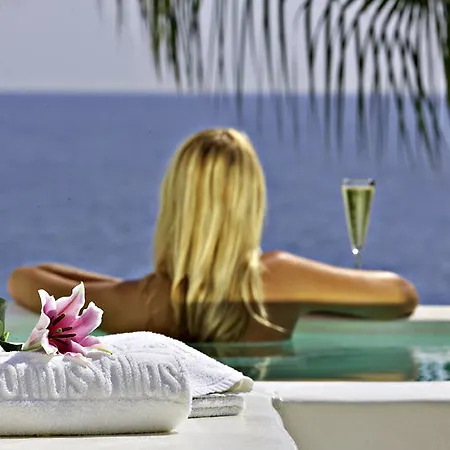 Bellonias Otel Kamári