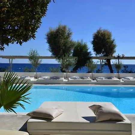 Bellonias Otel Kamári